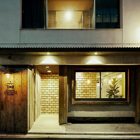 Akasaka Guesthouse Hive Tōkyō Extérieur photo