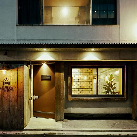 Akasaka Guesthouse Hive Tōkyō Extérieur photo