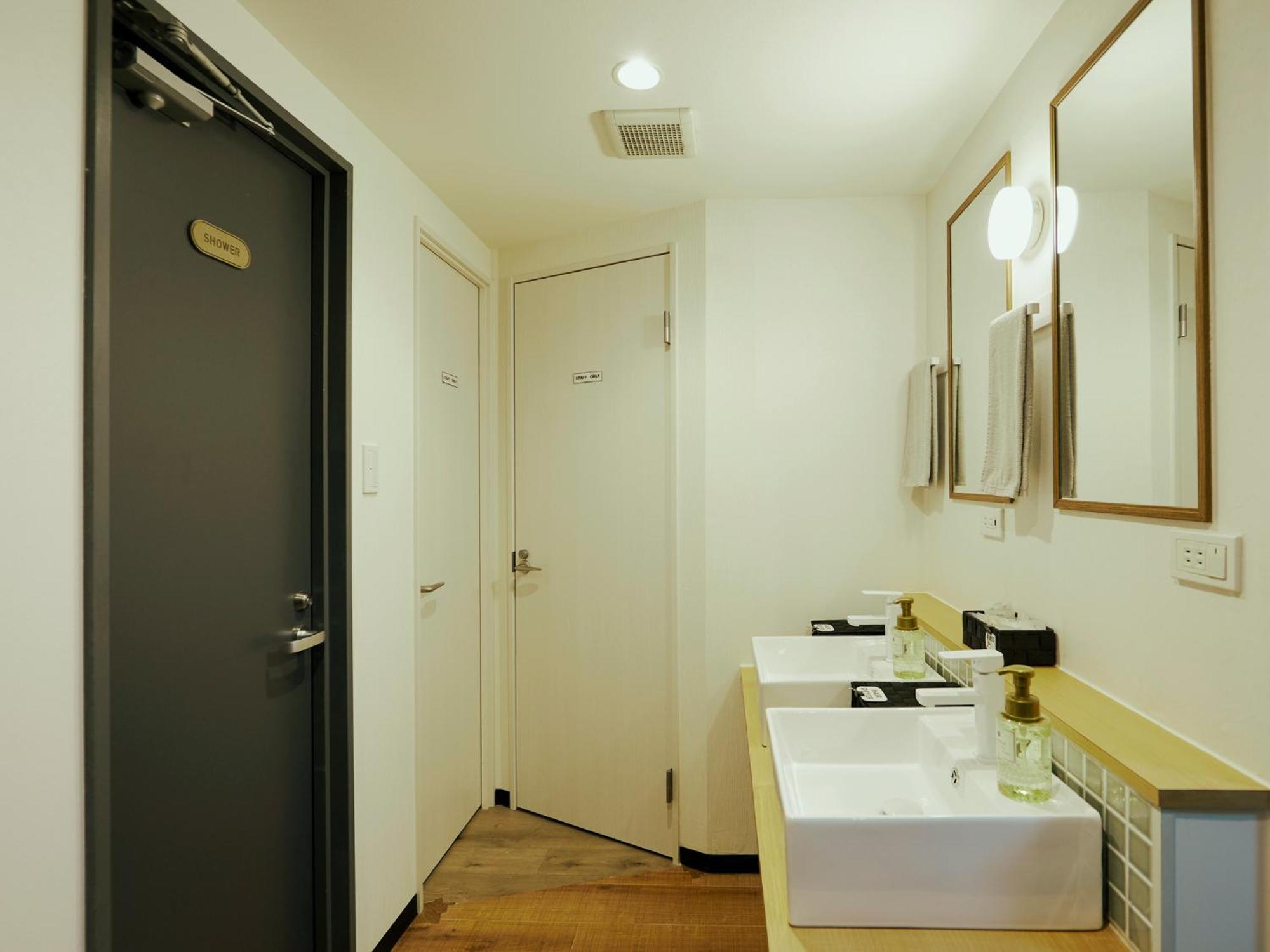 Akasaka Guesthouse Hive Tōkyō Extérieur photo